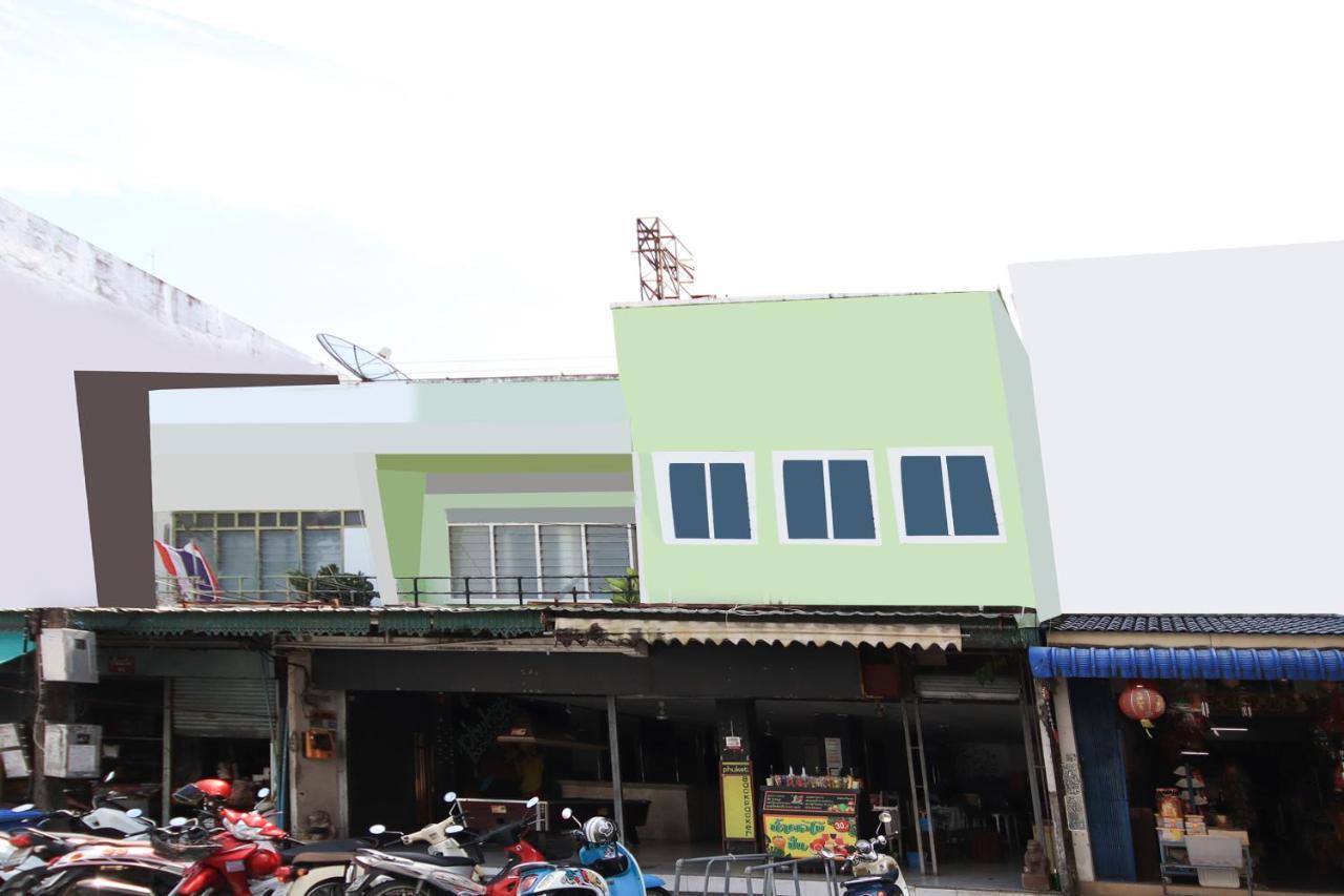 Oyo 1054 Phuket Backpacker Hostel מראה חיצוני תמונה